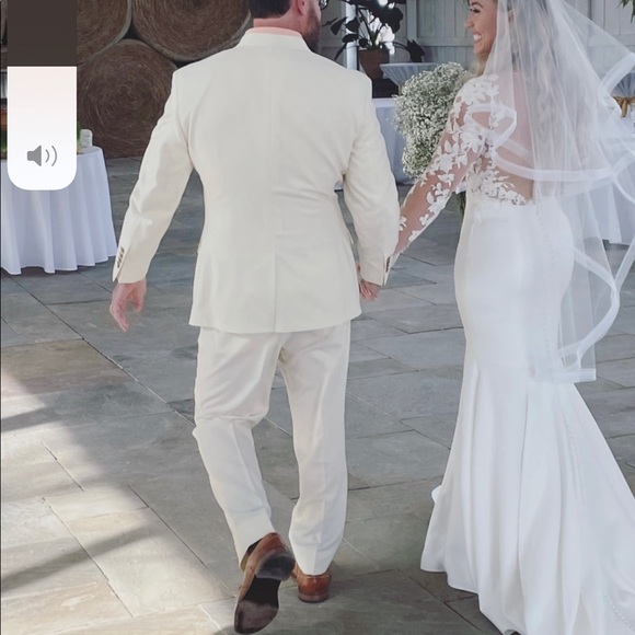 Jenny Yoo Lisette Preowned Wedding Gown - Picture 5 of 6